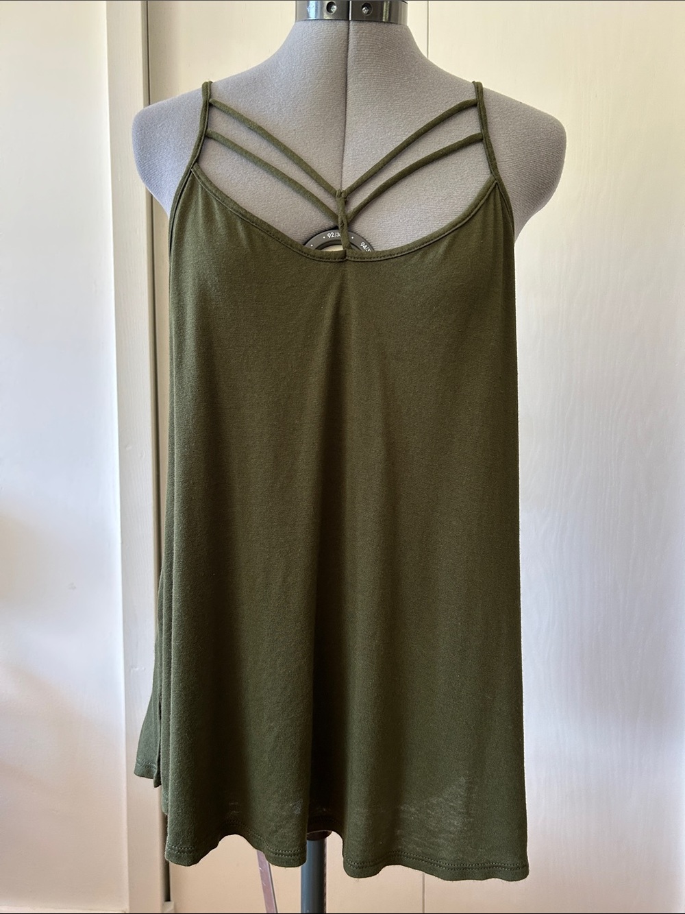 Vanity Strappy Olive Green Women's Criss Cross Tank Top Large Y2K